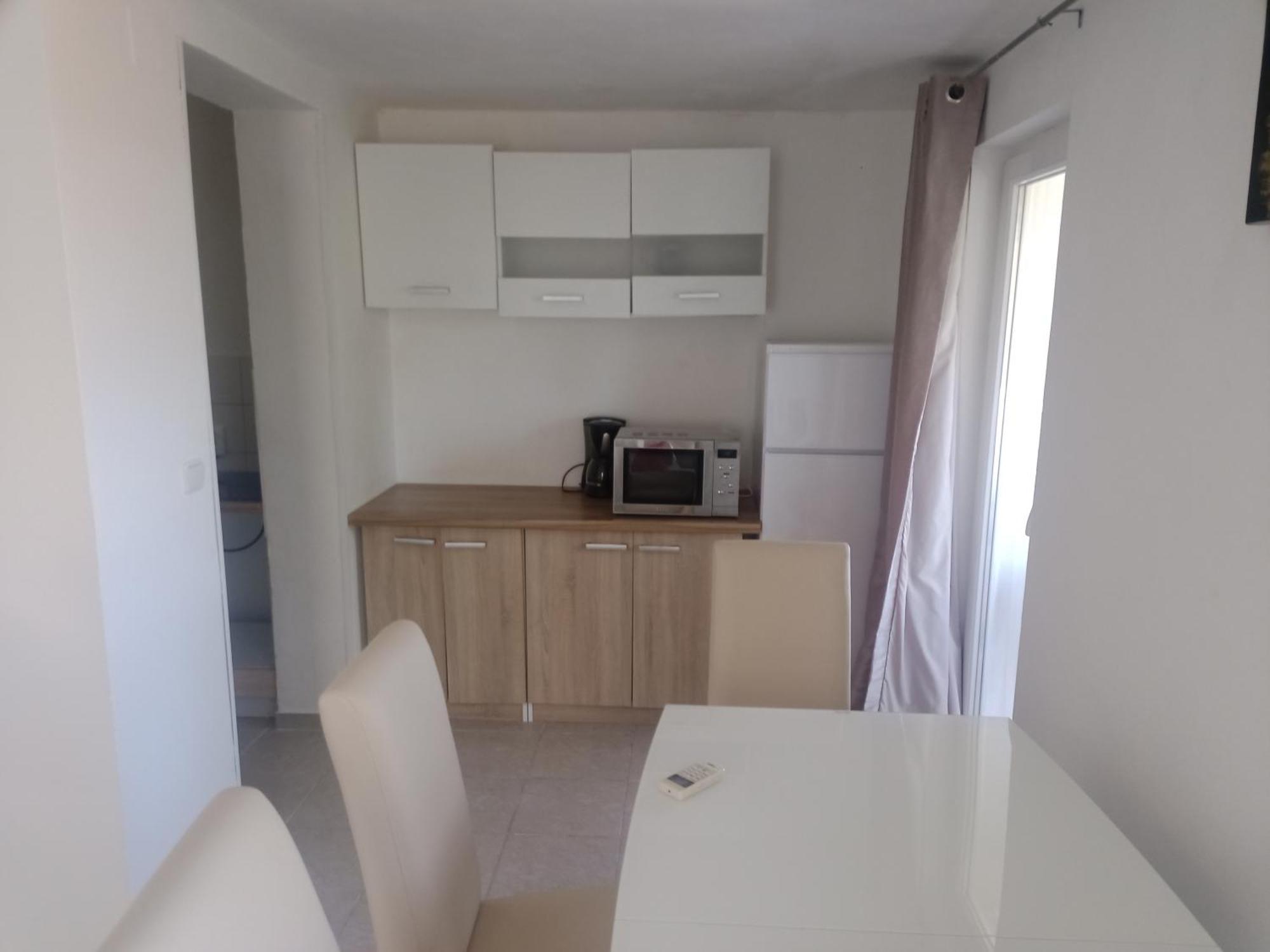 Apartments And Rooms Camelia Premantura Chambre photo