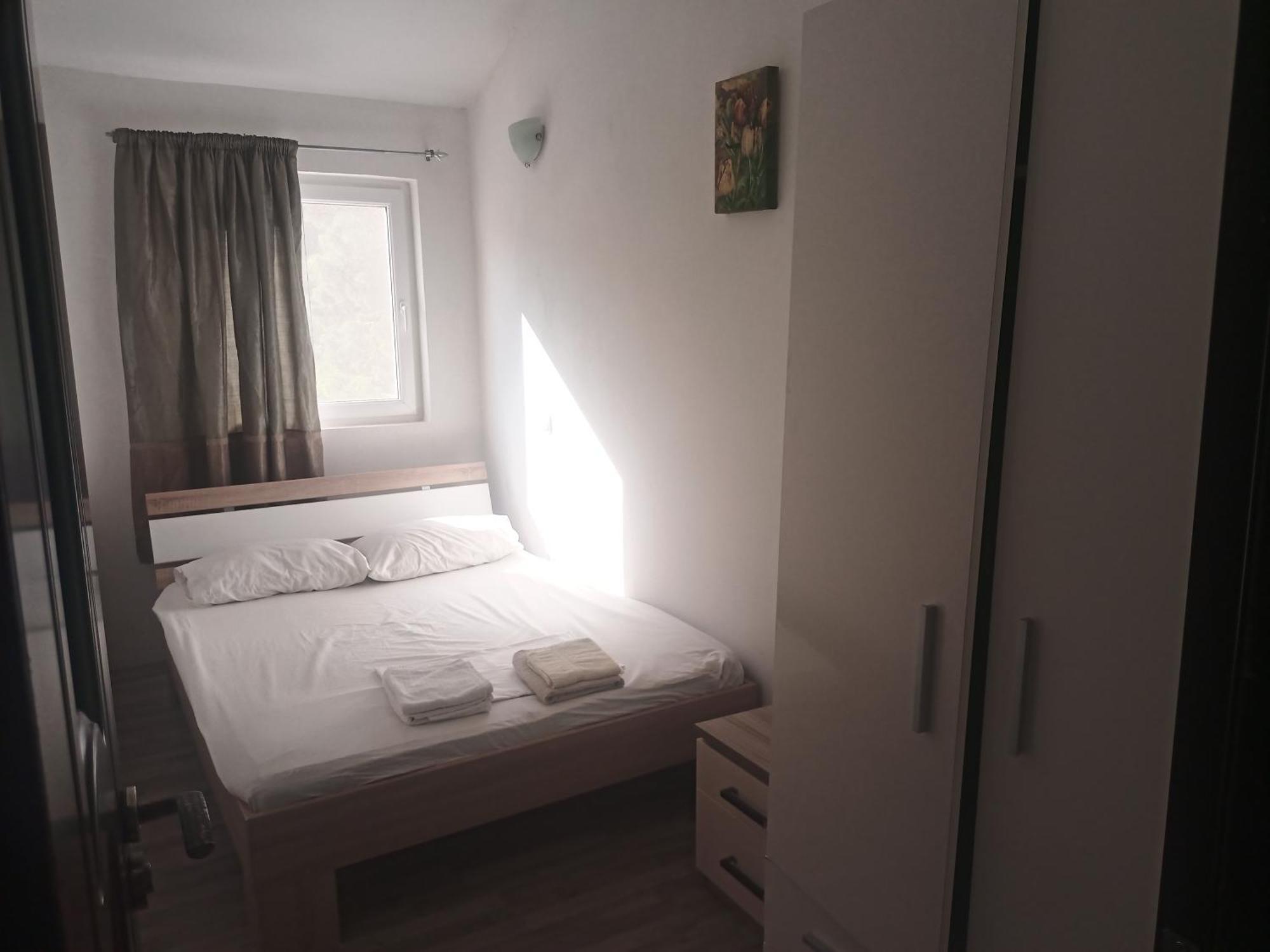 Apartments And Rooms Camelia Premantura Chambre photo
