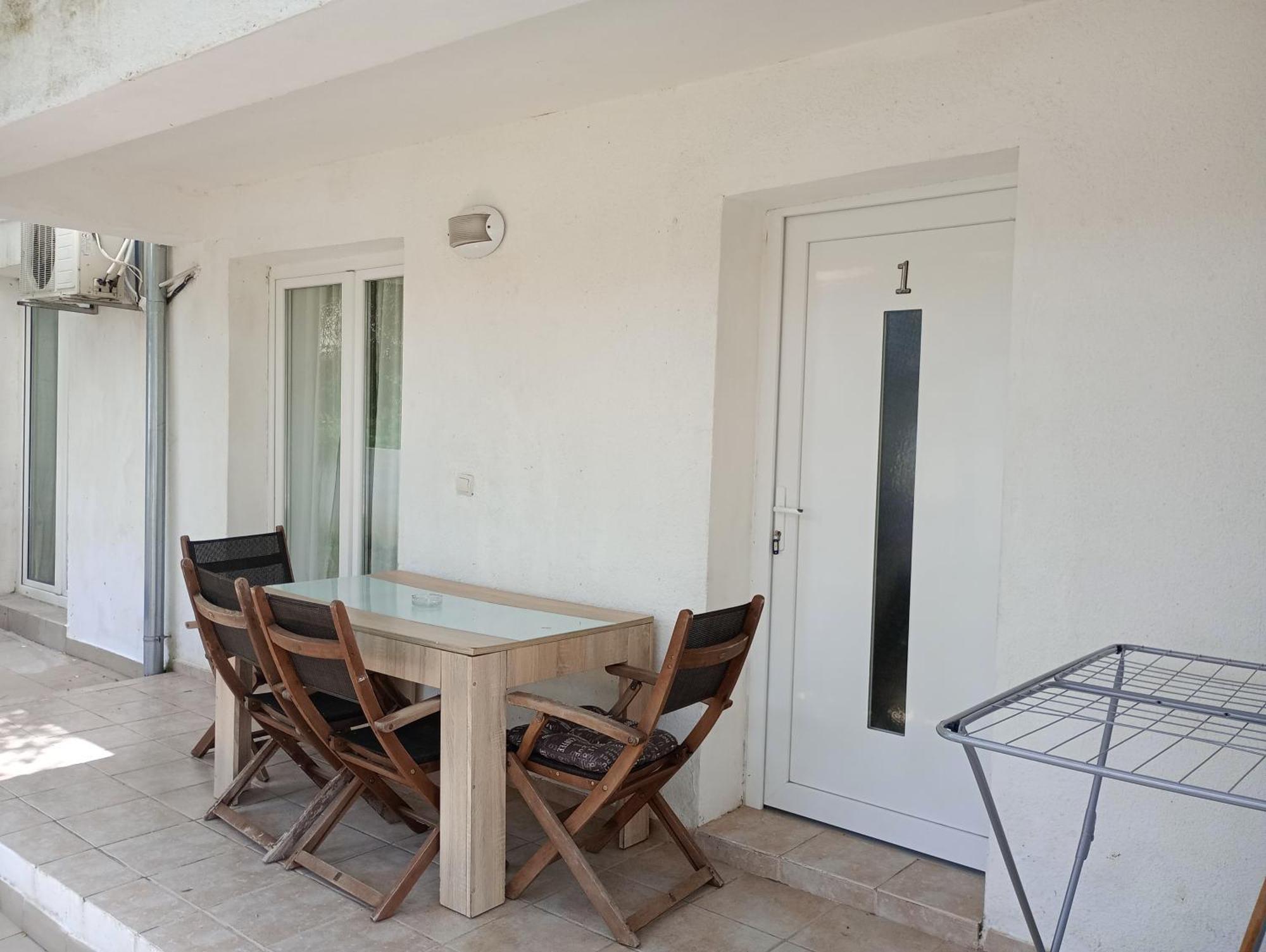 Apartments And Rooms Camelia Premantura Extérieur photo